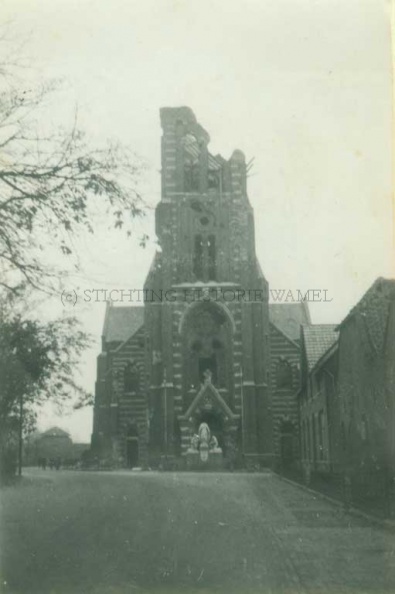 0050-0170_ 0012 - 1945 - RK Kerk frontaal 2.jpg