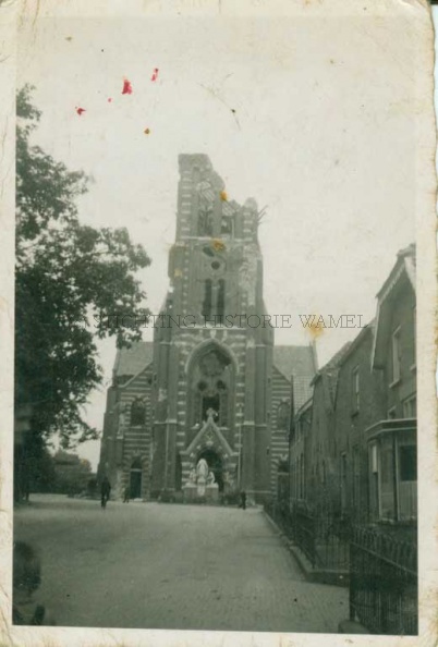 0050-0170_ 0033 - Kerk 1945 3.jpg