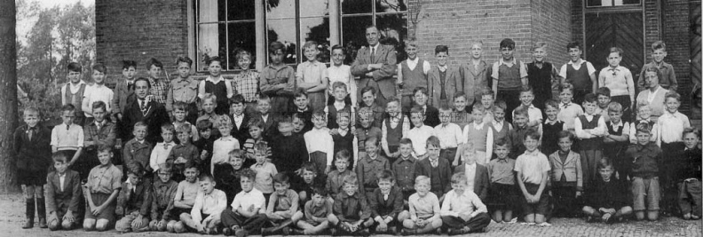 0130-1950_0003 - 1950 Openbare school Ongeveer 1950 2.jpg