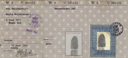 0734-0010-0012 persoonsbewijs M. v. Ballegooij