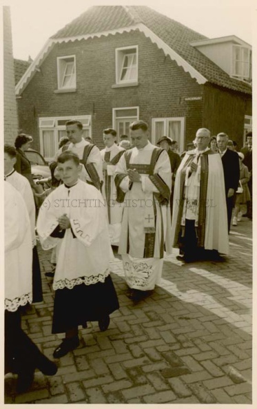  074 Pater van Rossum 11-09-1960.jpg