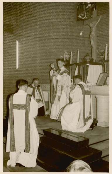  103 Pater van Rossum 11-09-1960.jpg